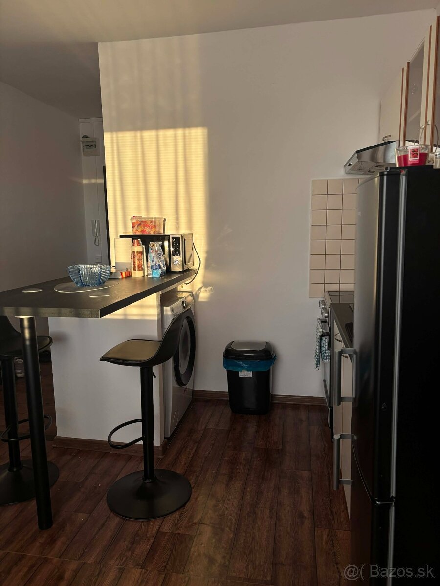 Byt na prenájom - 3