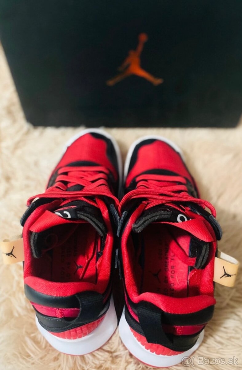 Dámske Jordan MA2 - 3