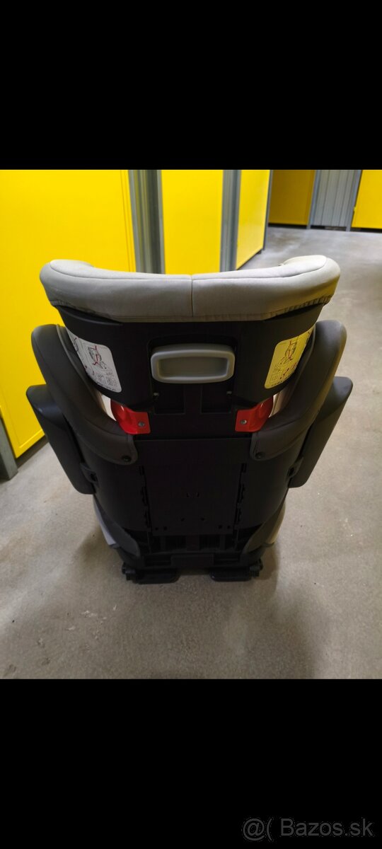 Autosedačka Joie Traver od 15 do 36kg - 3