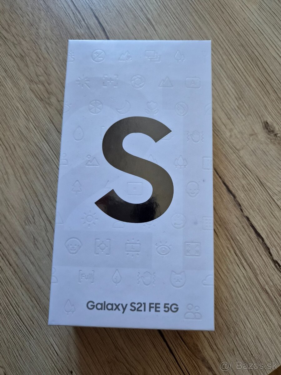 Samsung Galaxy S21 FE - 3