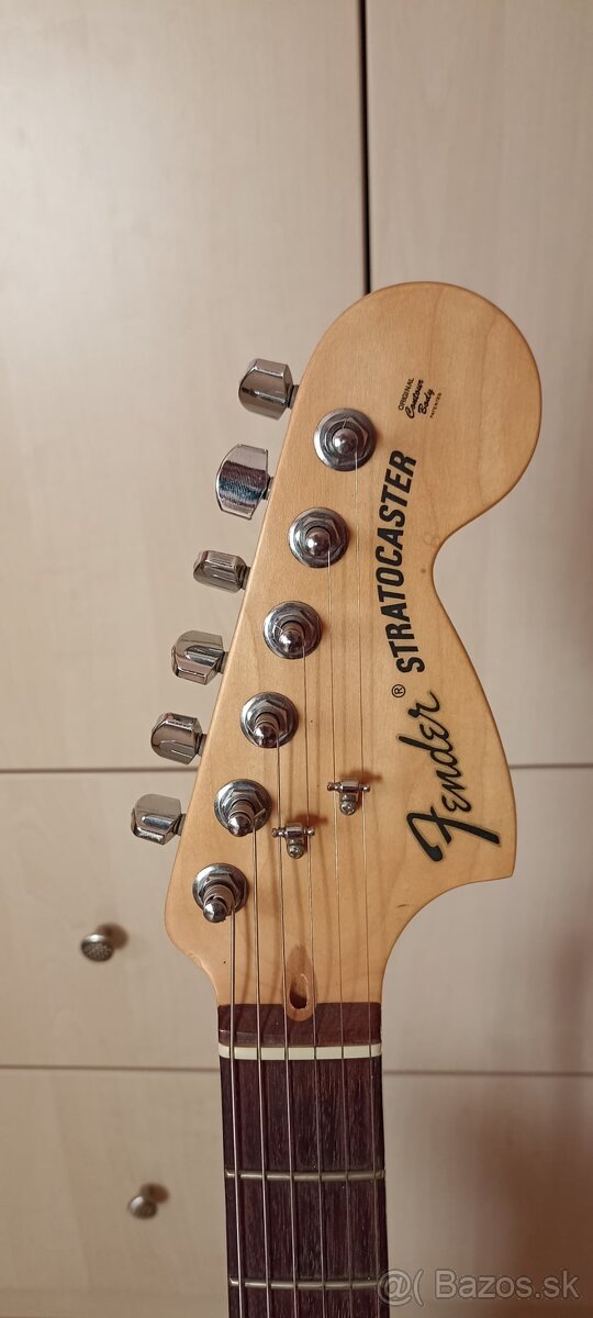 Predám Fender Stratocaster USA - 3