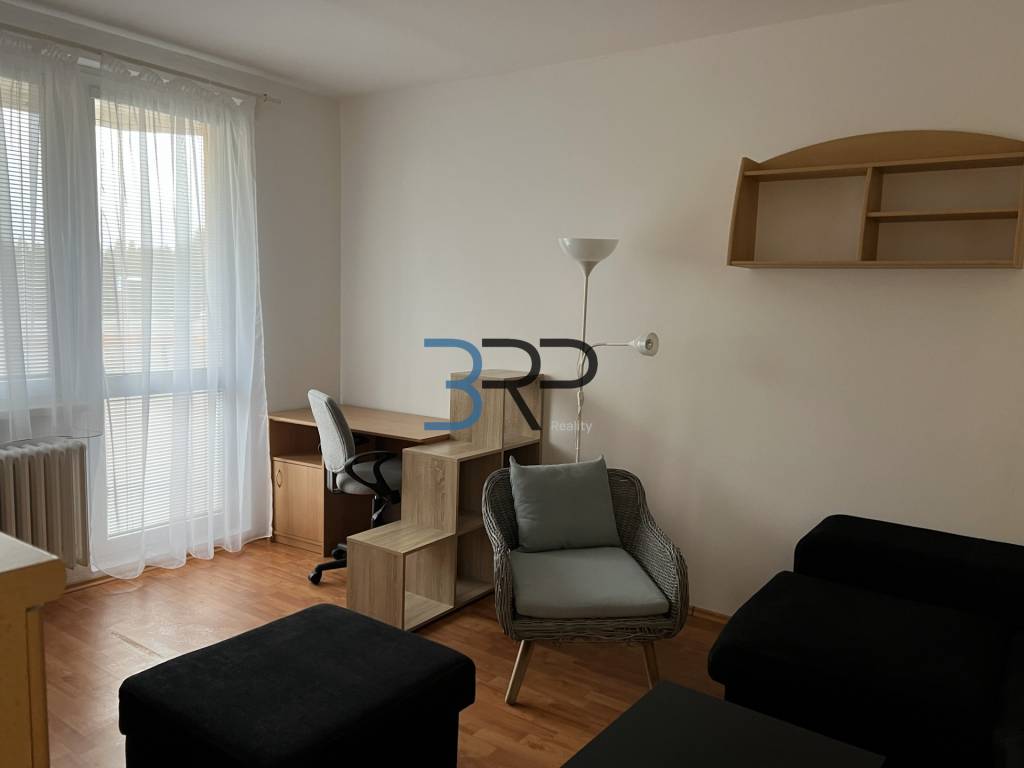 Na prenájom 2izbový byt v Senici - 3