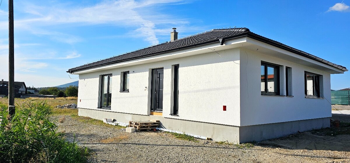 5-izbový bungalov 150 m2– novostavba, pozemok 750 m² - 3
