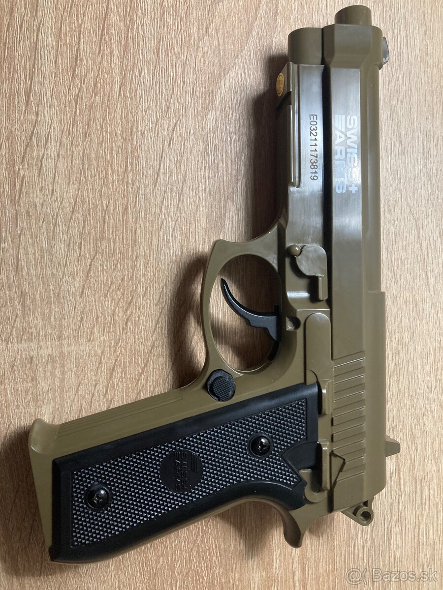 Vzduchová pištol 4,5mm - 3