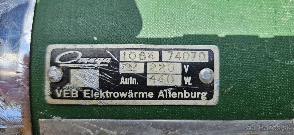 Historický vysávač Omega - 3