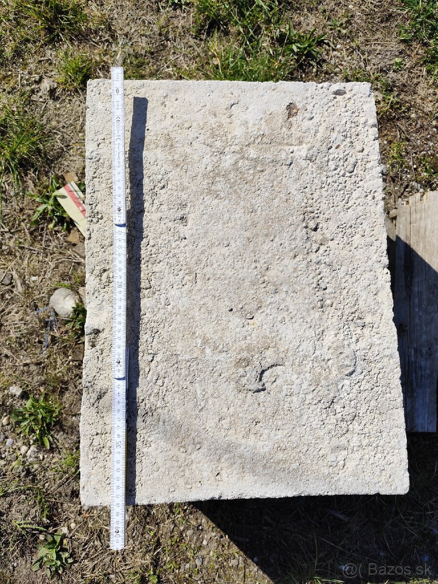 chrániče kablov/ betónové tvárnice účka - 3