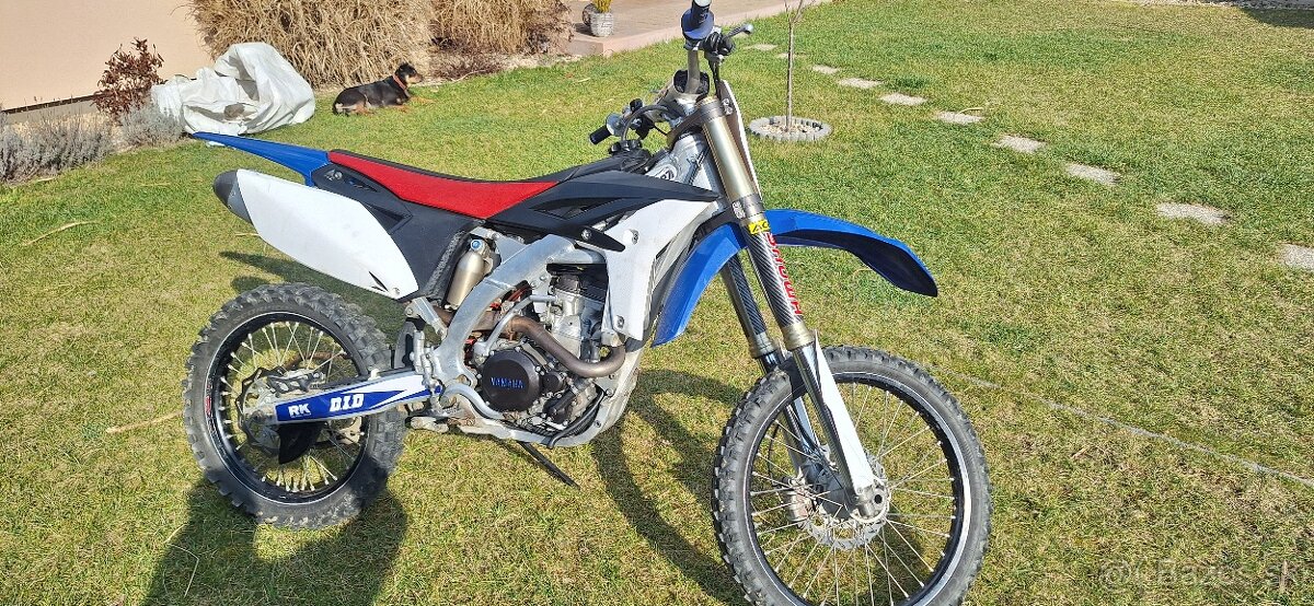 Yamaha YZF 250 - 3