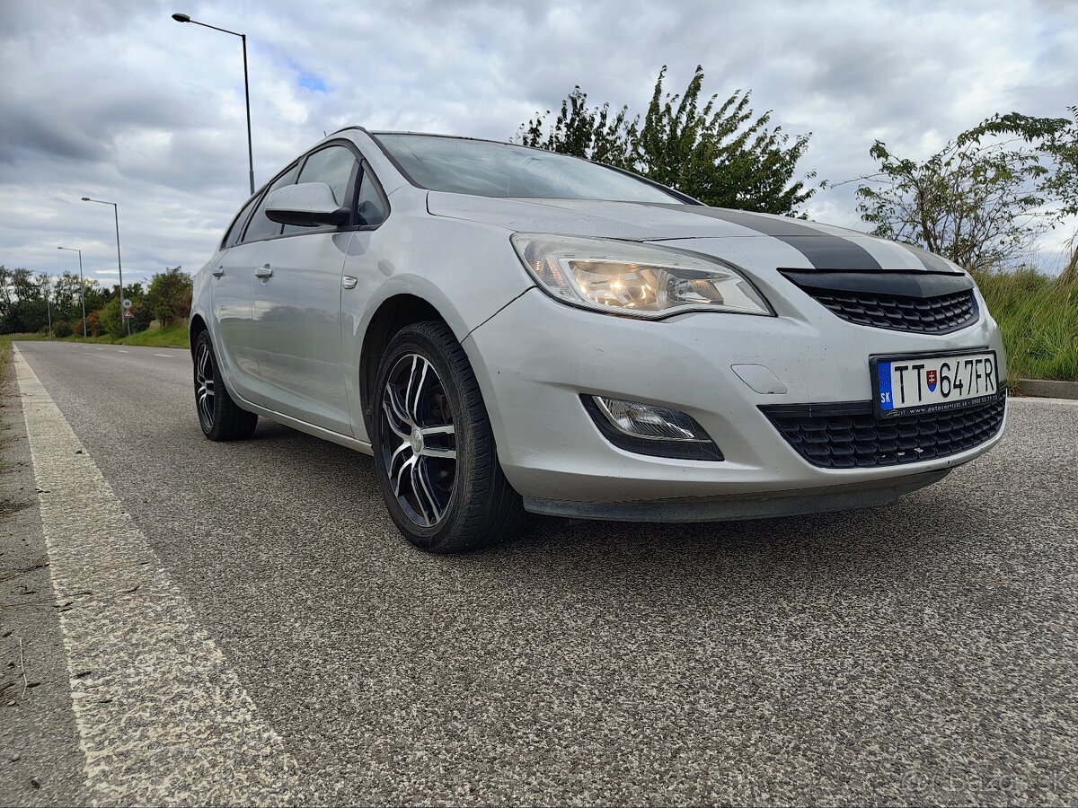 Opel Astra 2,0 cdti 118 kw 2011 - 3