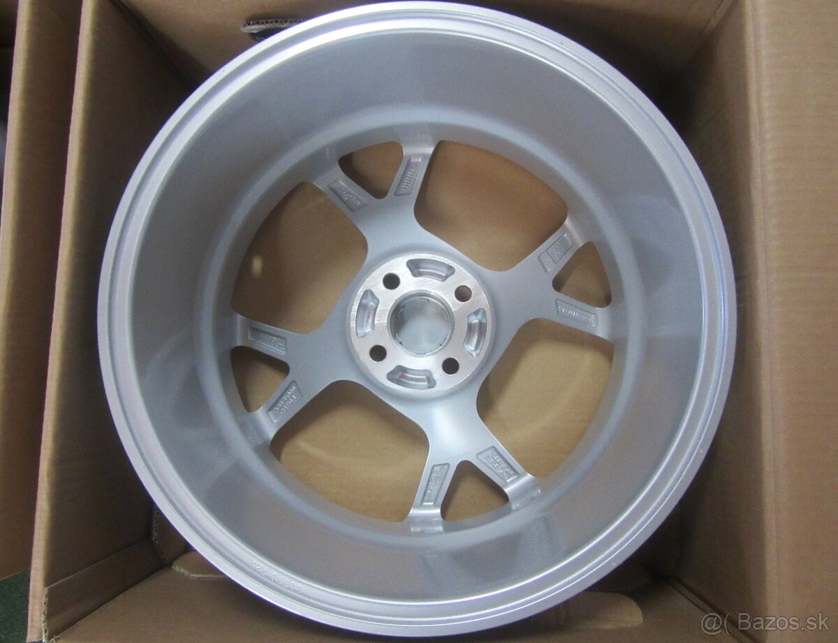 R17 NOVE hliníkové disky MANSORY rozteč 4x100 NY.4 - 3