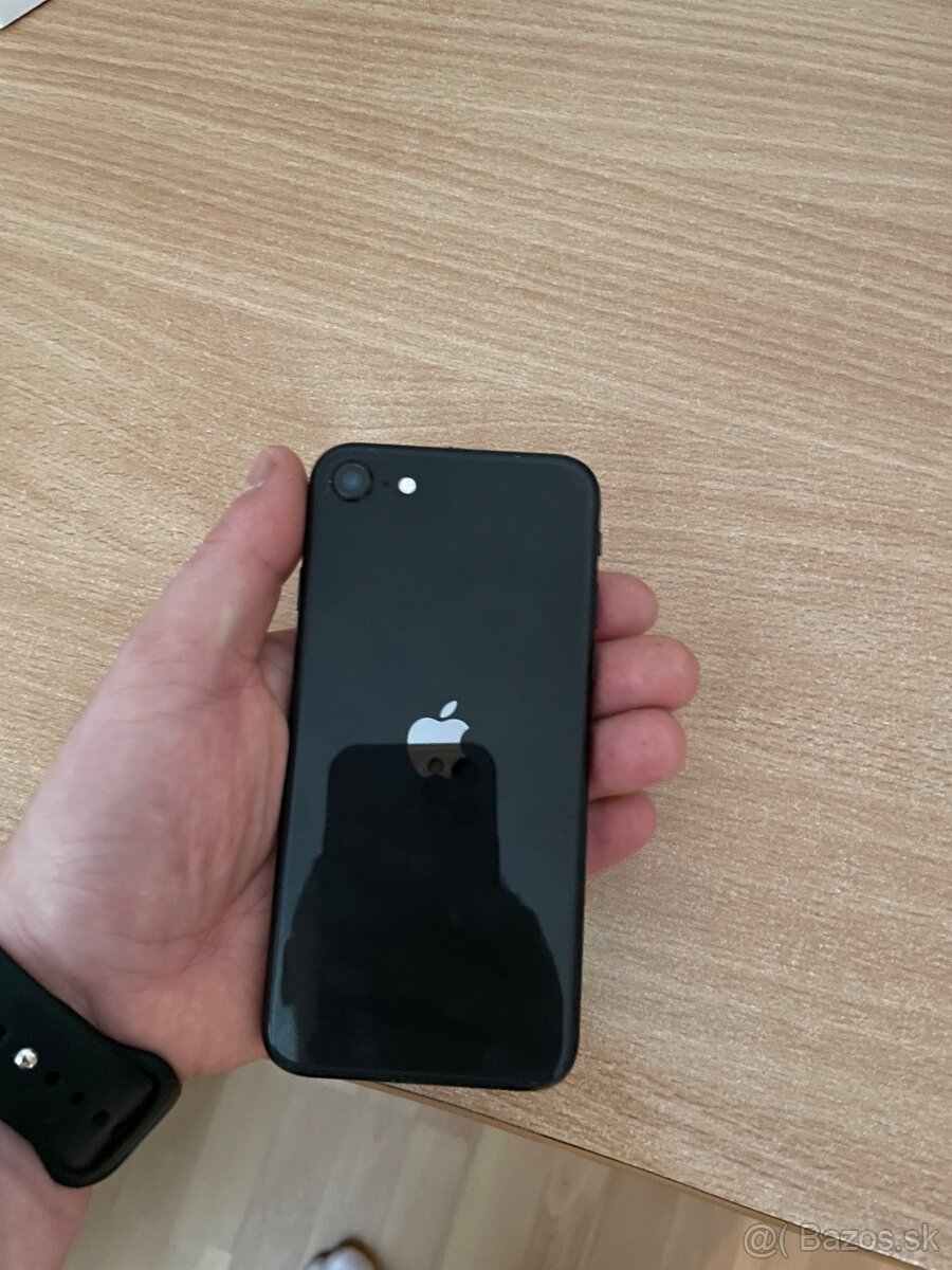 iPhone Se2020 - 3