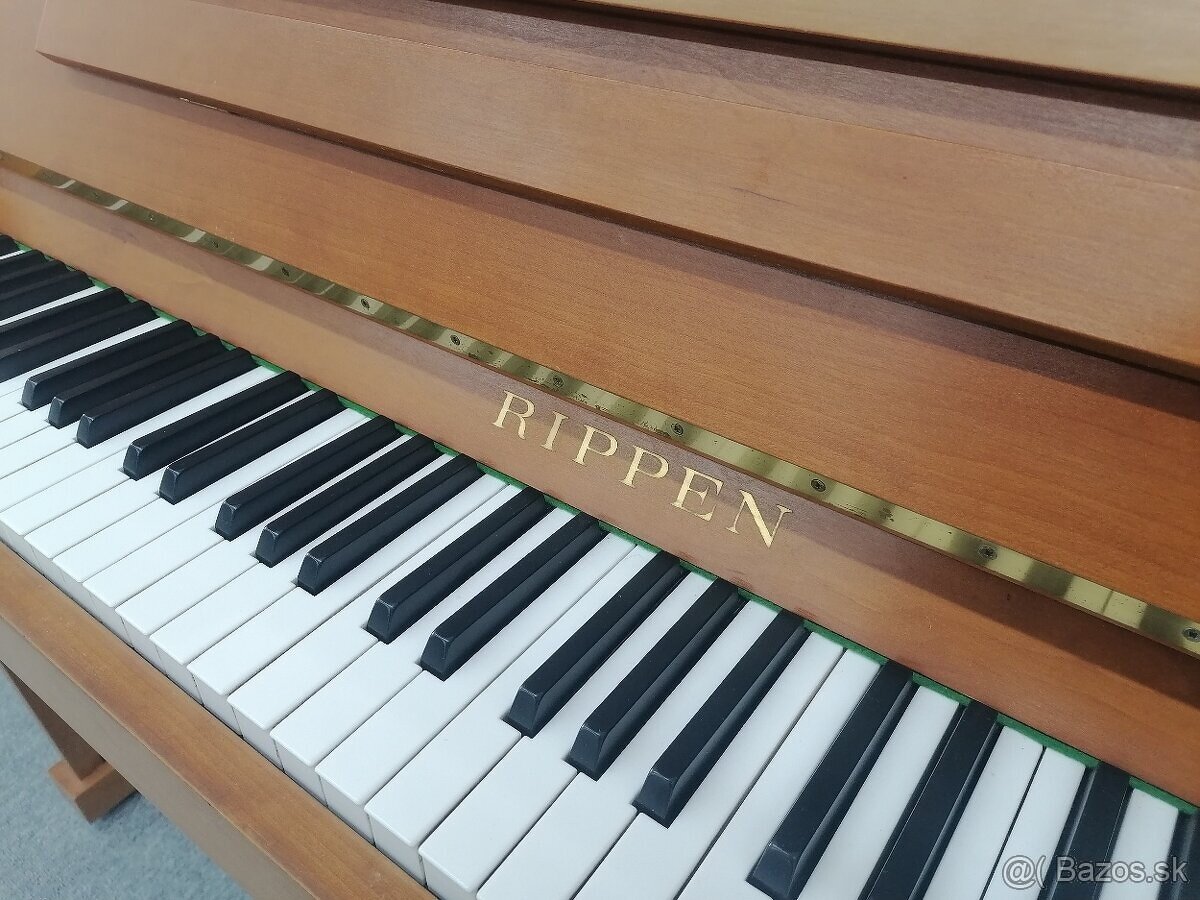 Moderné Piano dovoz celá SR - 3