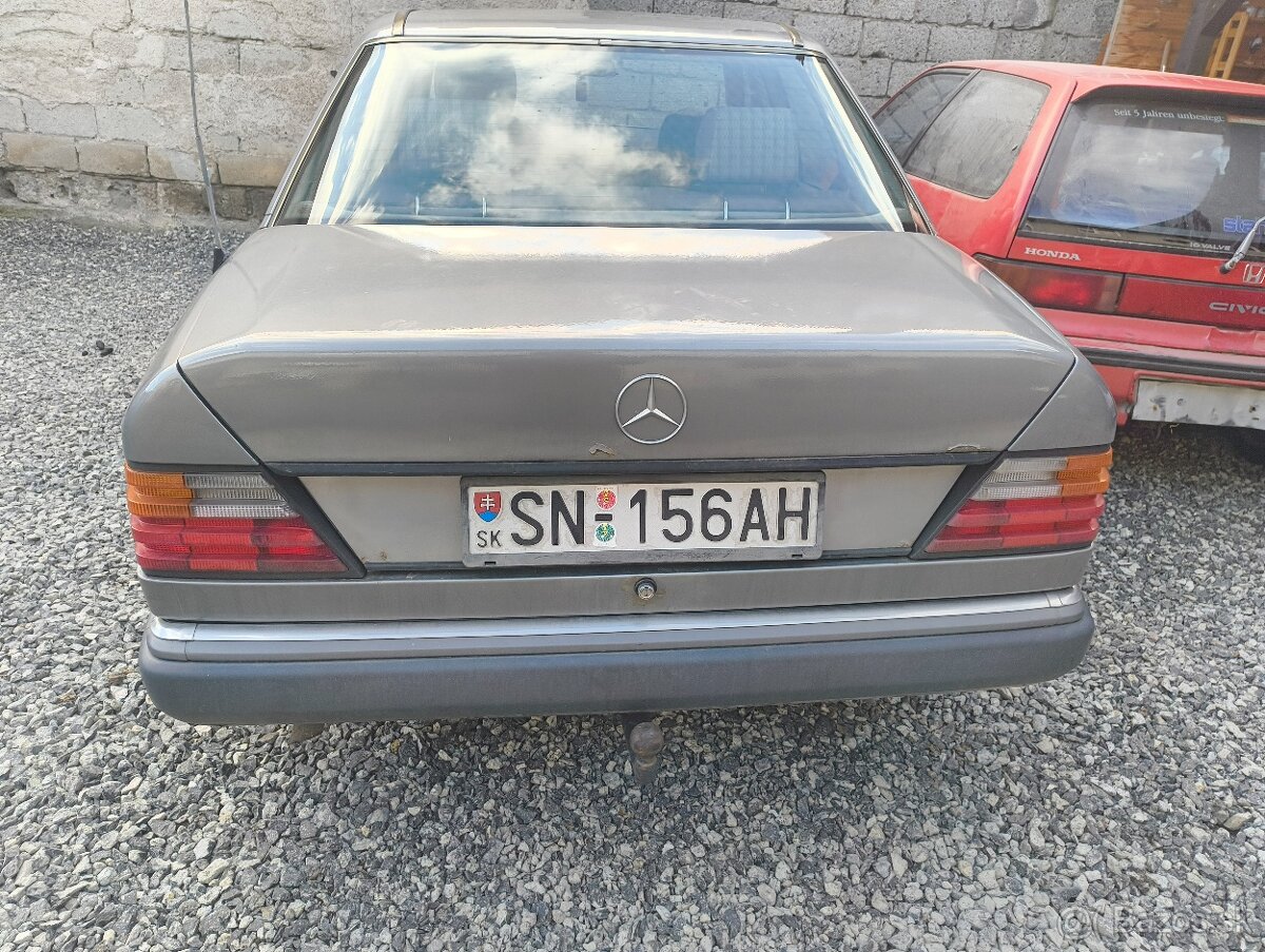 Mercedes C200D,Typ 124.120 = Mercedes-Benz W124 200D (OM601) - 3
