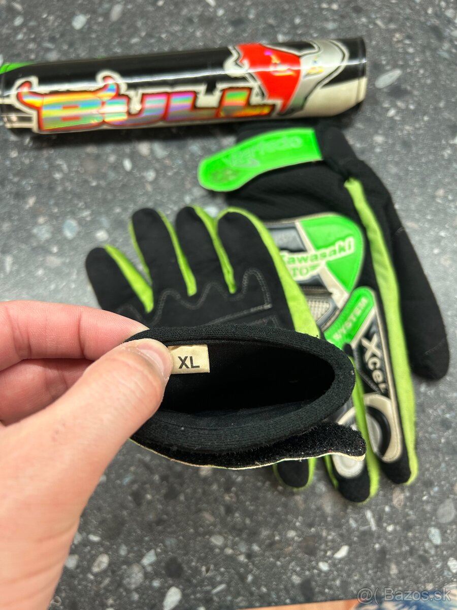 Rukavice + Chránič - 3