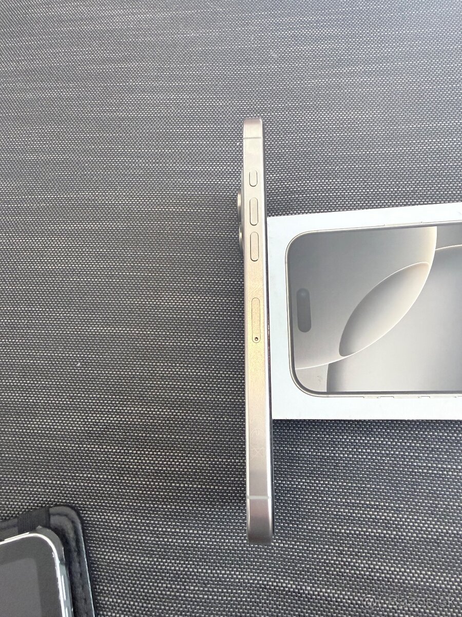 iPhone 16 pro max 256GB,super stav - 3