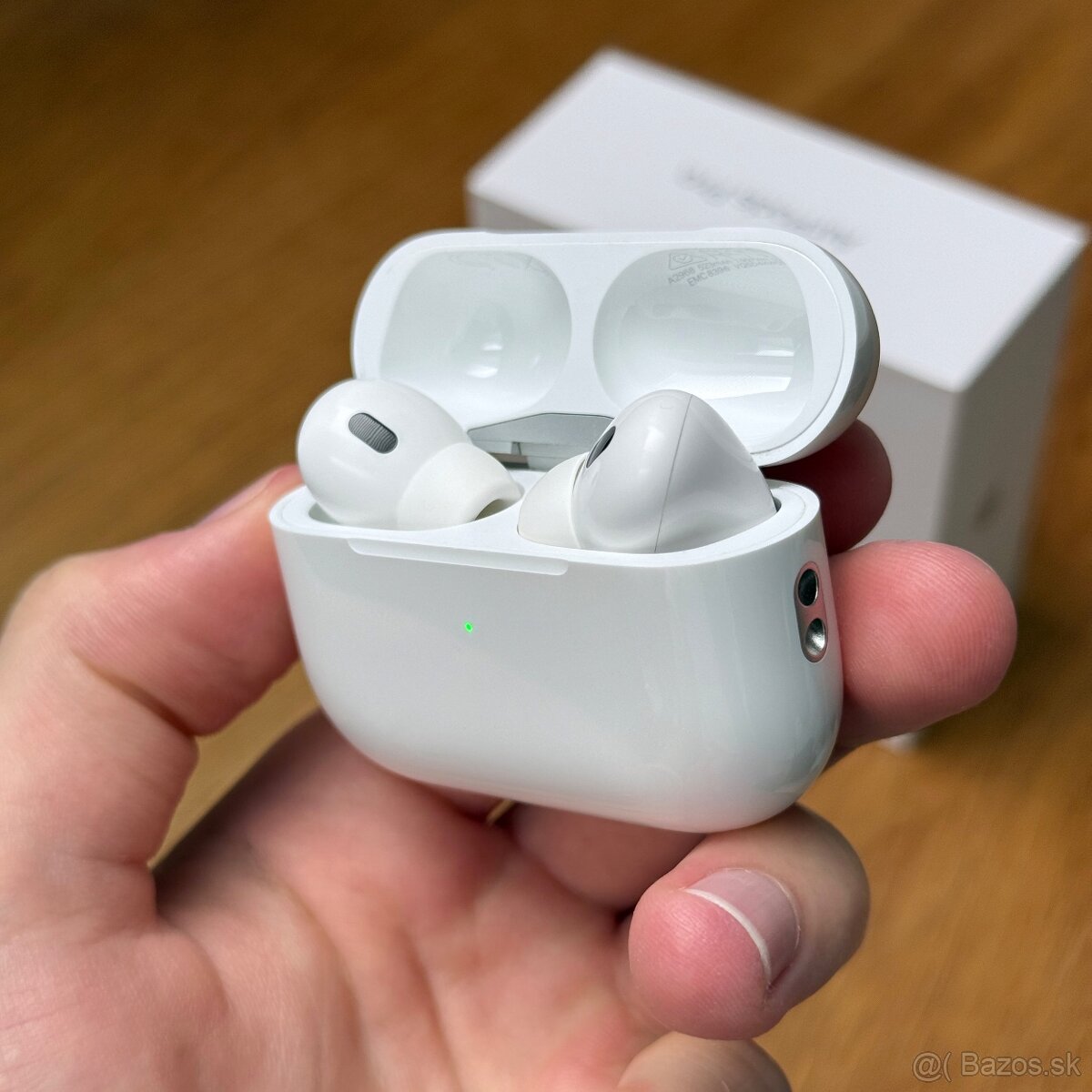 Apple AirPods Pro 2. generácie (USB-C) - 3