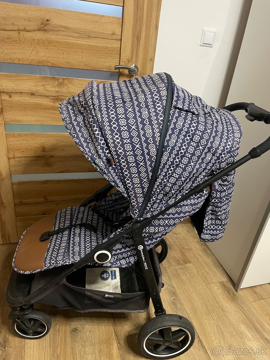 Športový kočík Petite&Mars MOVE - 3