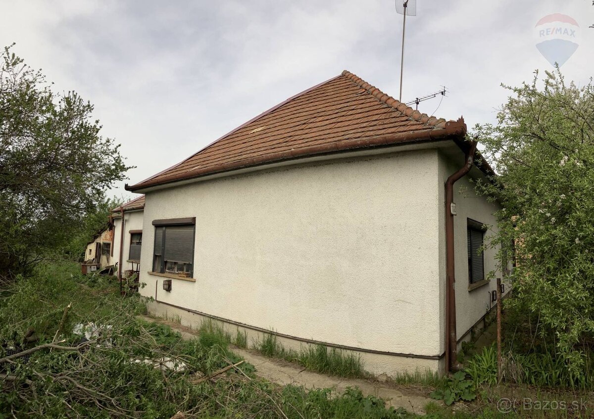 REZERVOVANÉ Predaj rodinný dom Mojmírovce - 3