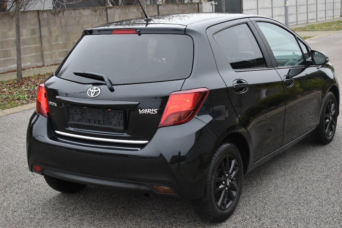 Toyota Yaris 1.33 Dual VVT-i Edition 45 Benzín - 3
