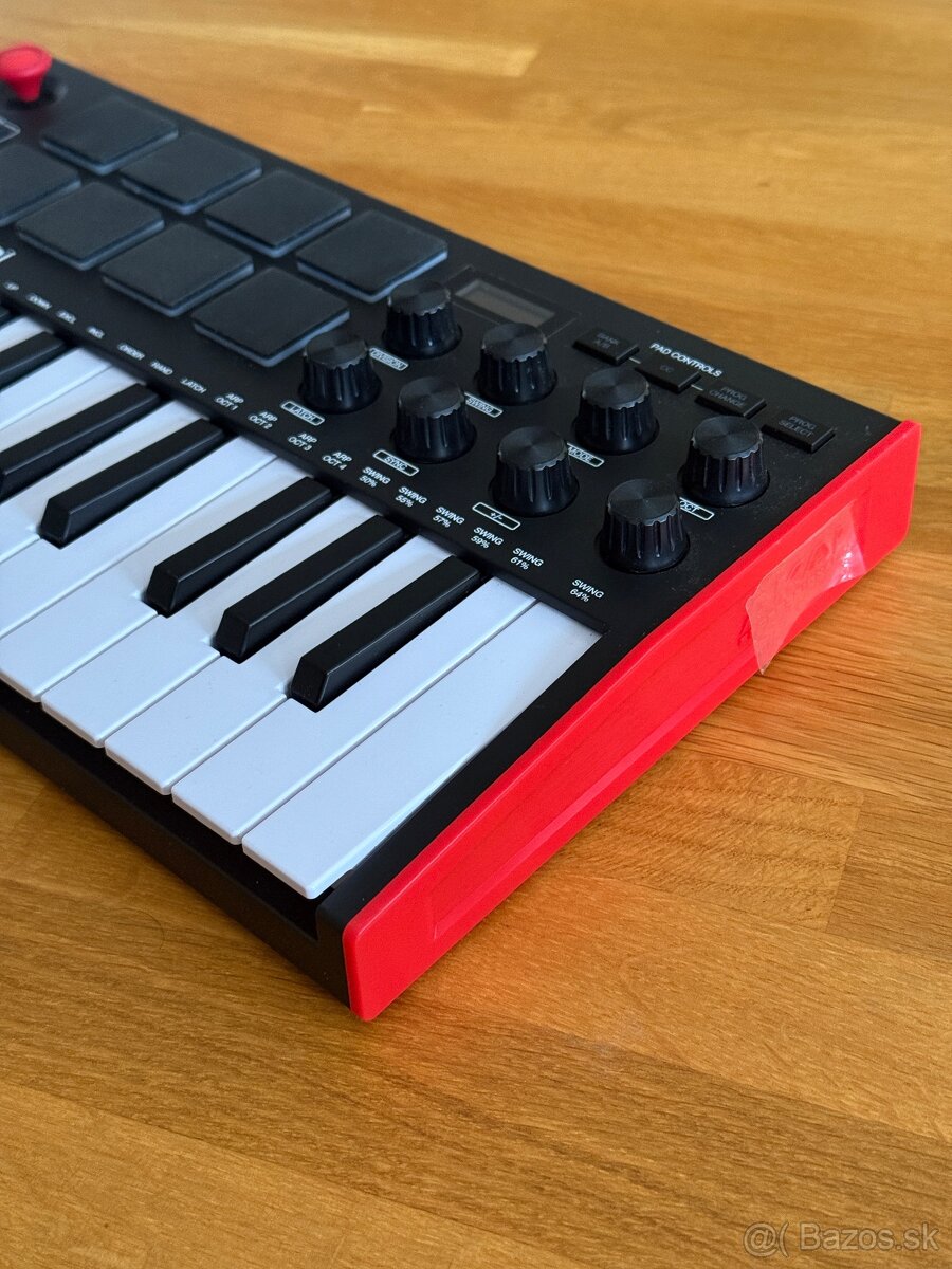 AKAI MPK mini - 3