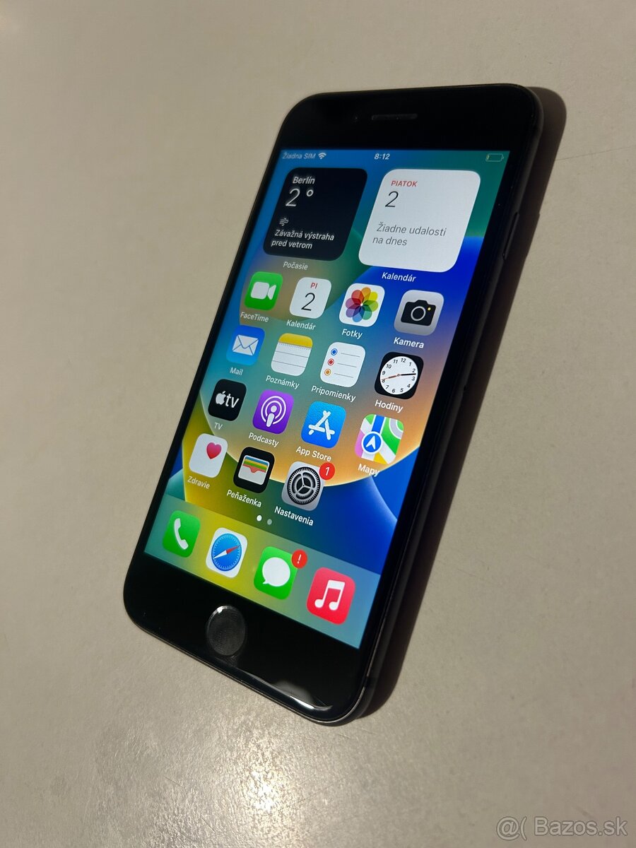 iPhone 8 64GB black - 100% batéria - 3