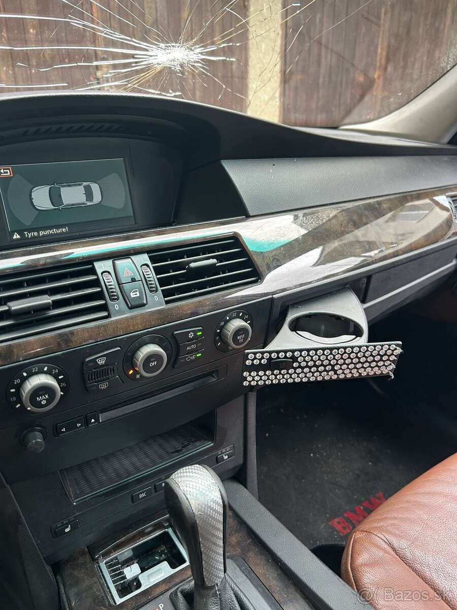 Rozpredám BMW E60 - 3