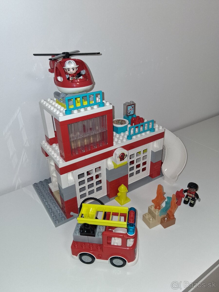 LEGO DUPLO POŽÁRNÍ STANICE - 3