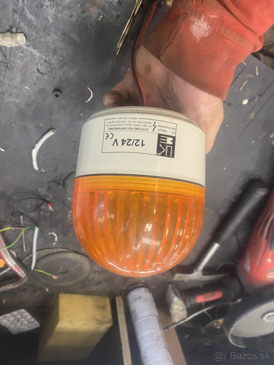 Maják 12V /24 V - 3