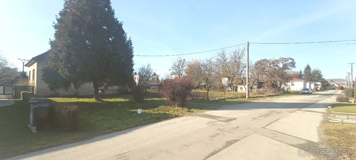 Exkluzívny predaj pôvodného RD s pozemkom o výmere 1551m2 - 3