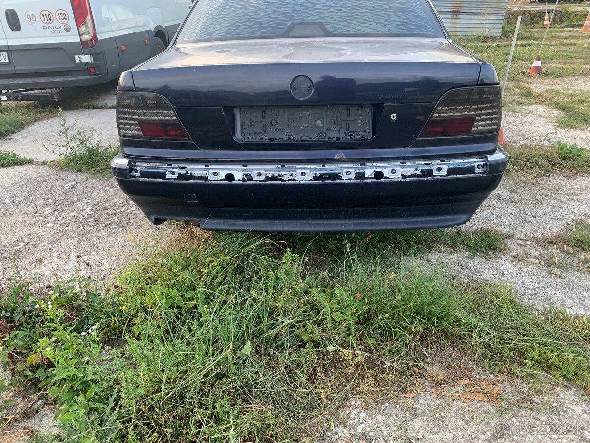 Rozpredam bmw e38 - 3