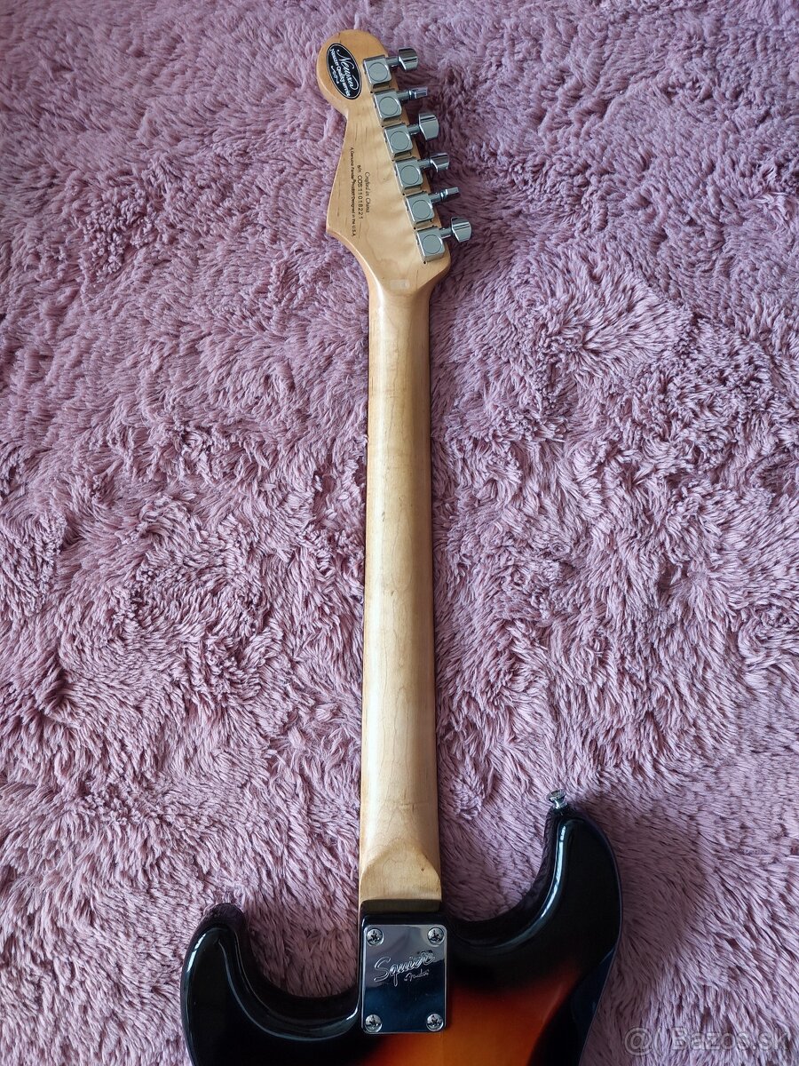 Squier Bullet stratocaster - 3