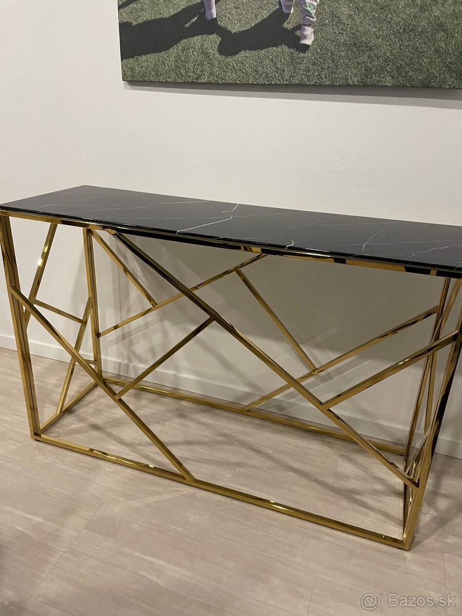 Komodový stolik - 3