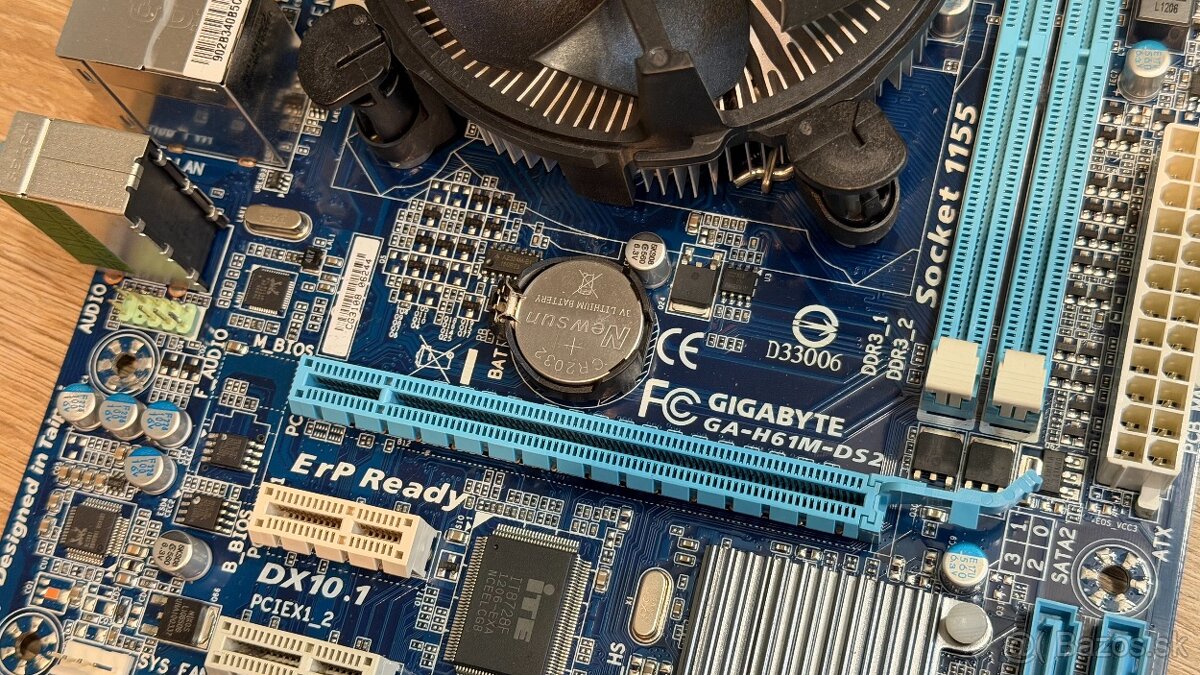 doska Gigabyte GA-H61M-DS2 + Pentium G645, socket 1155 - 3