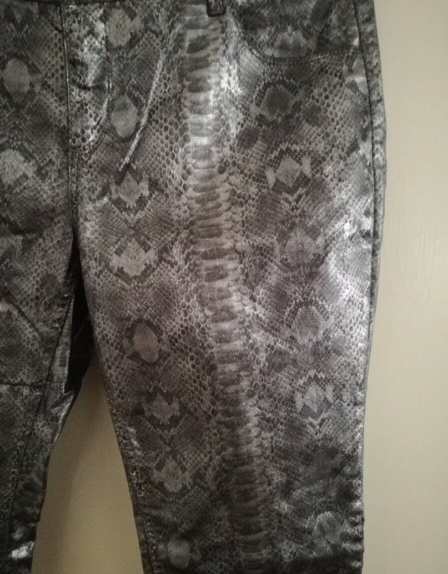 KÖN & MÖN extravagantné pánske nohavice, hadí vzor - 3