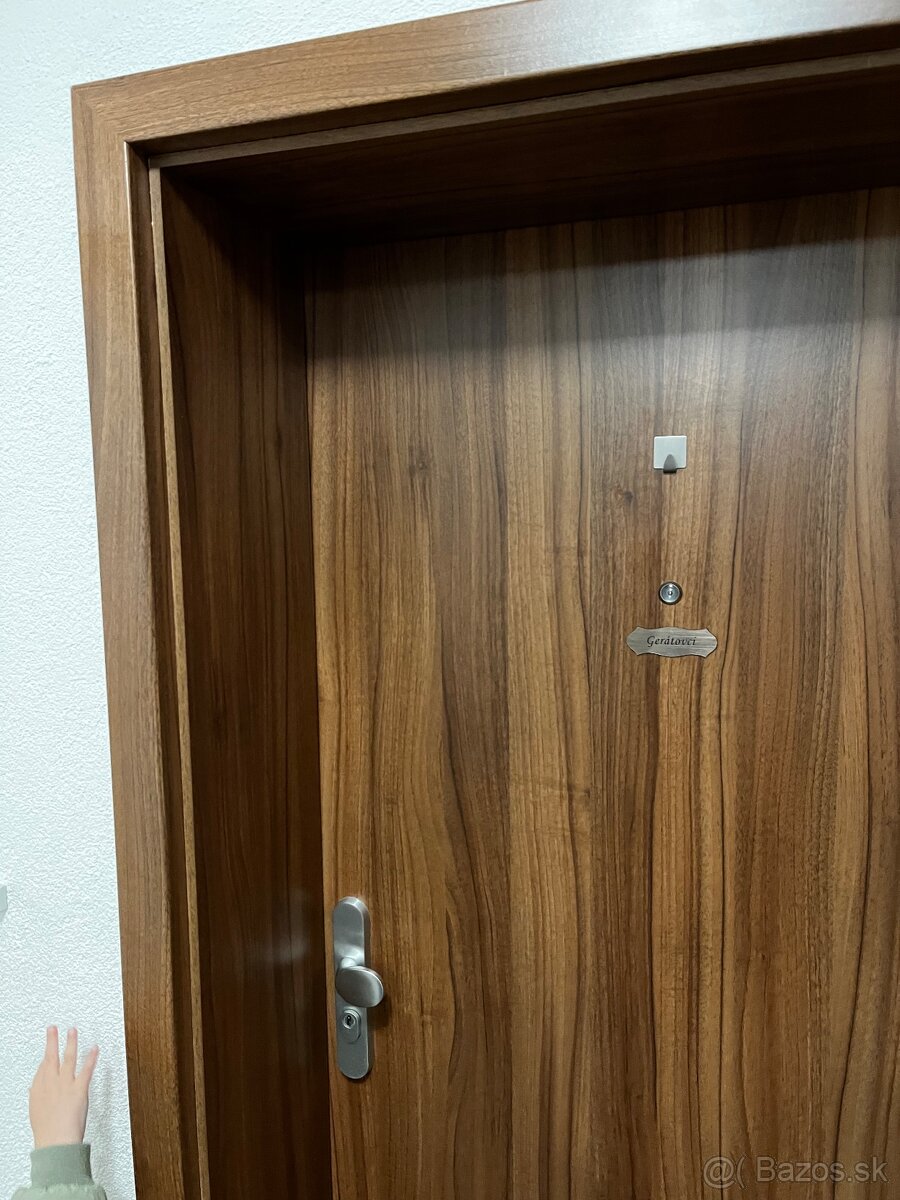 Vchodove dvere 900mm so zarubnou 300mm - 3