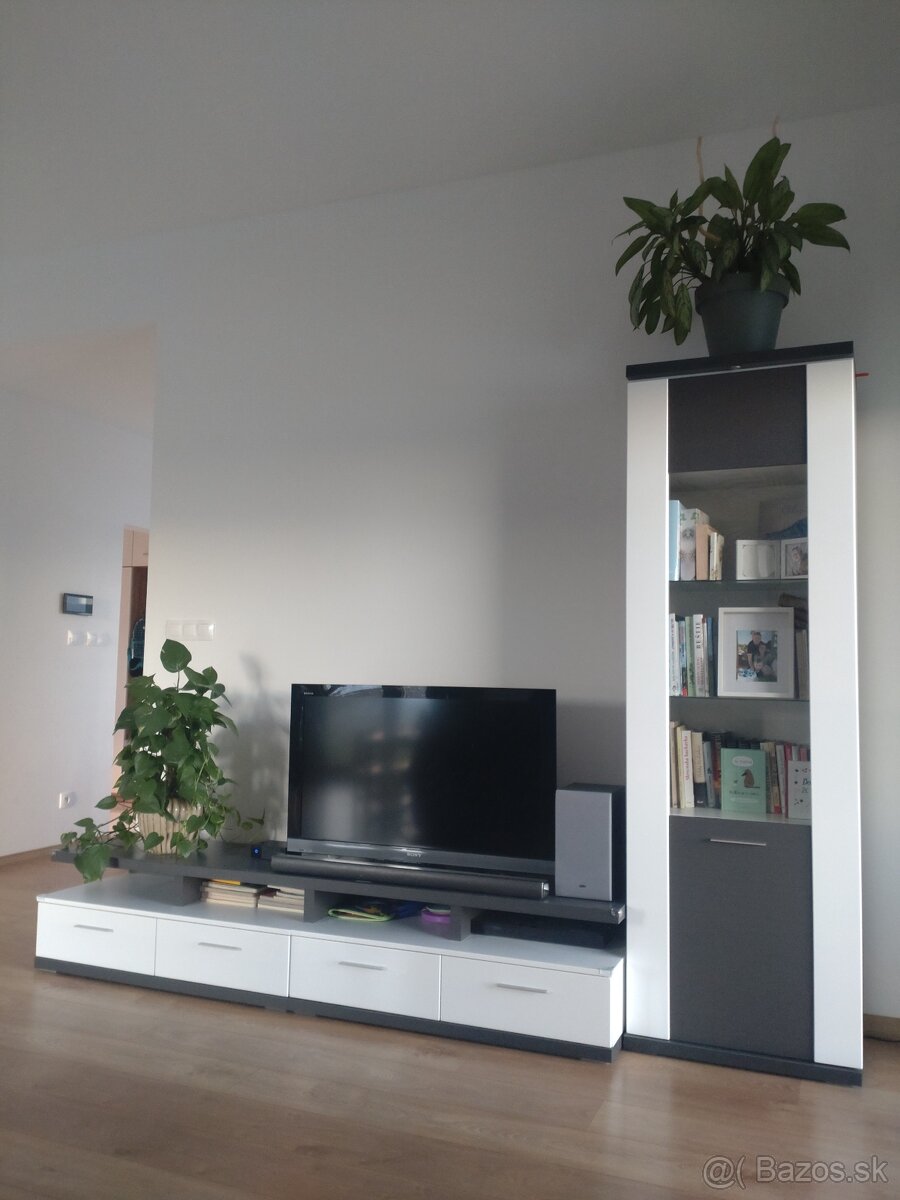 Predám zostavu Manhattan - 3