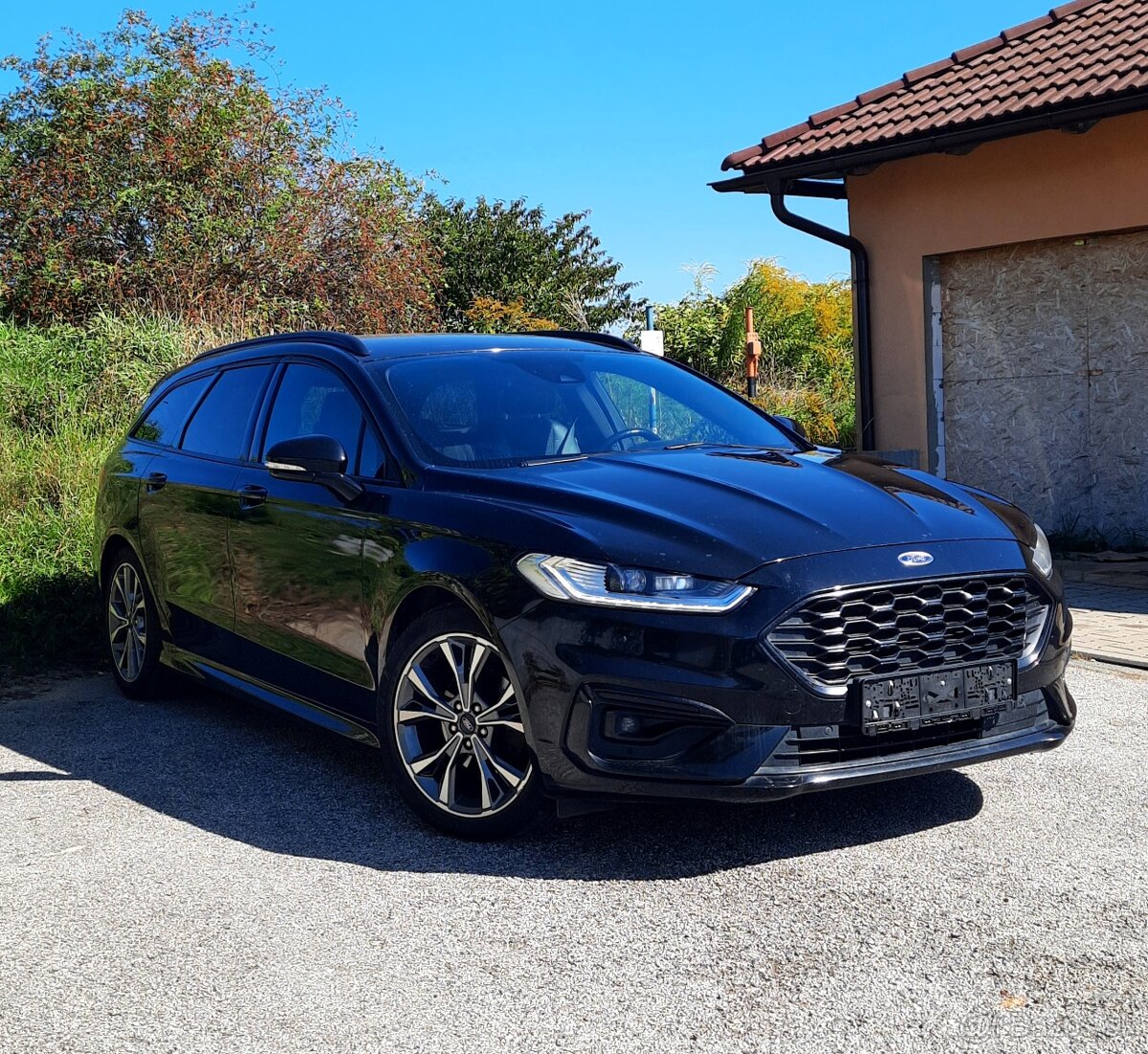 Predám Ford Mondeo Combi 2.0 TDCi EcoBlue ST-Line A/T - 3