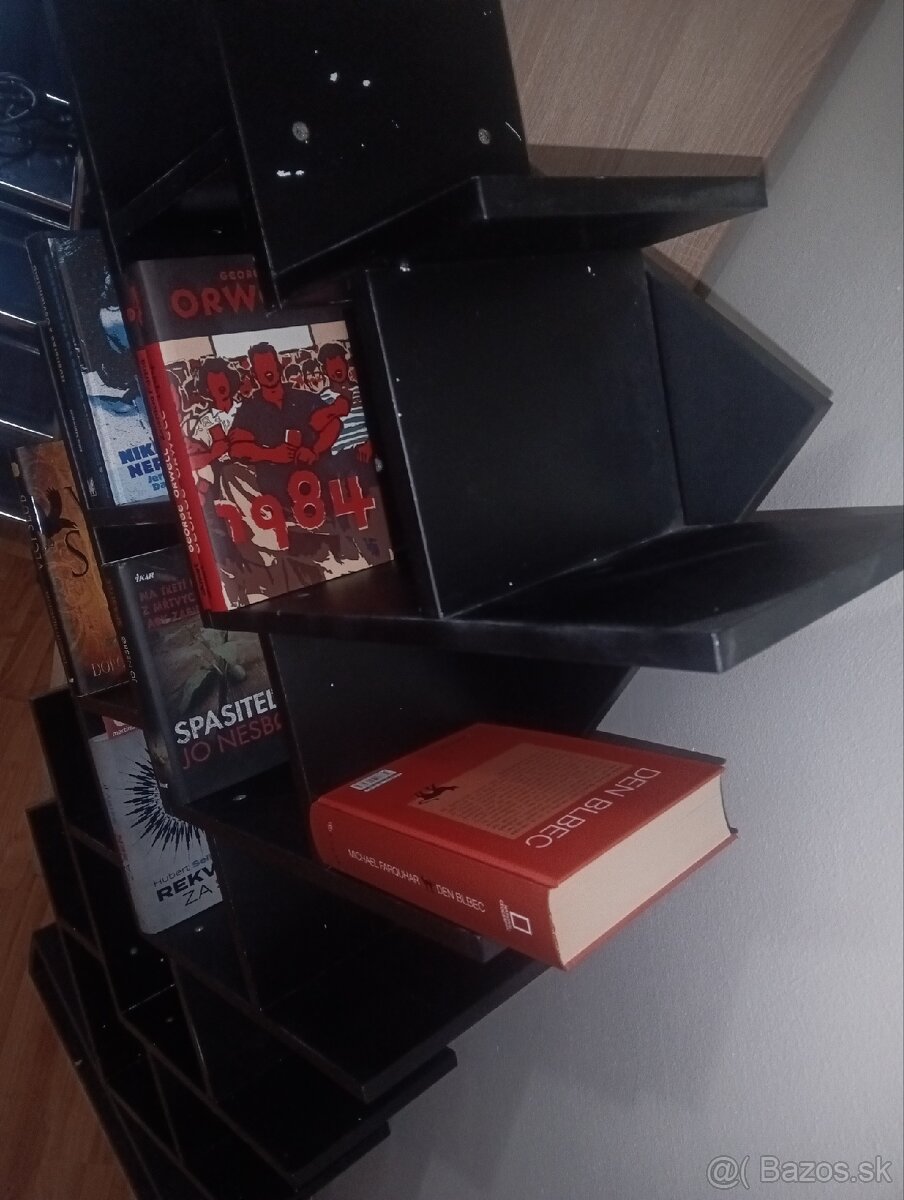 Knižnica čierna Lacno - 3