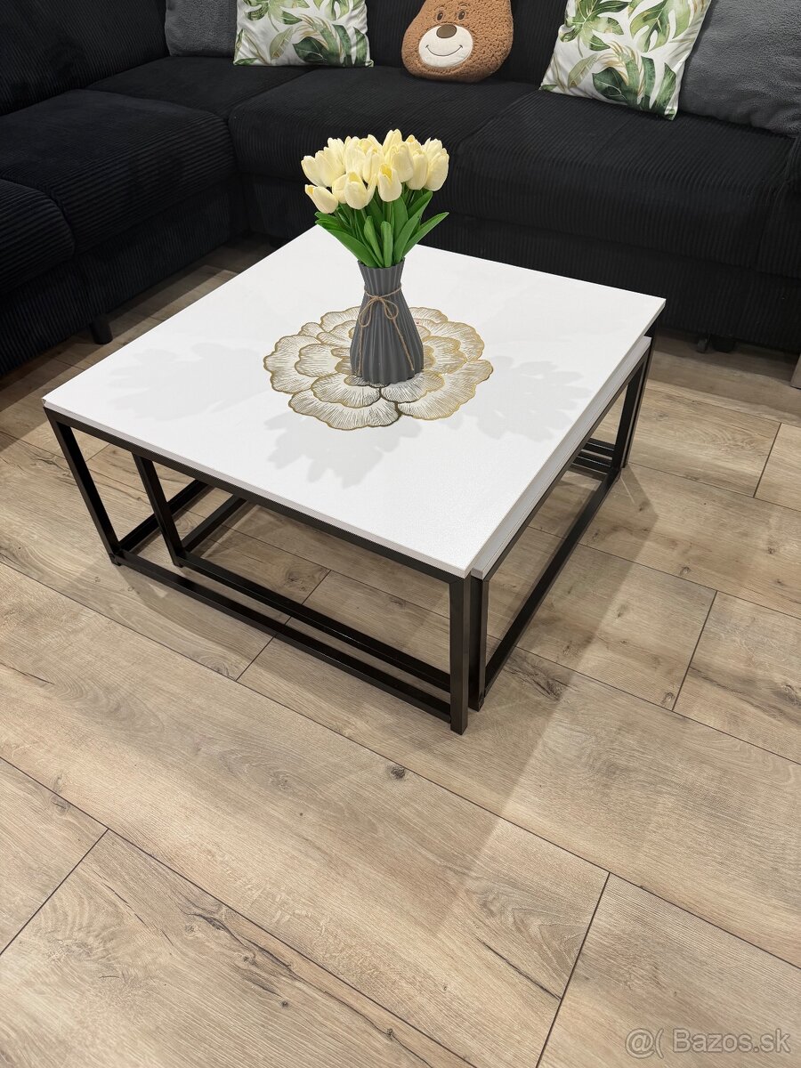 Konferenčný stolík - 3