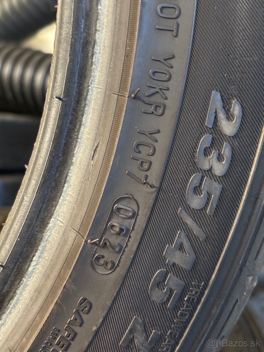 Kumho Ecsta PS71 235/45 R18 - 3