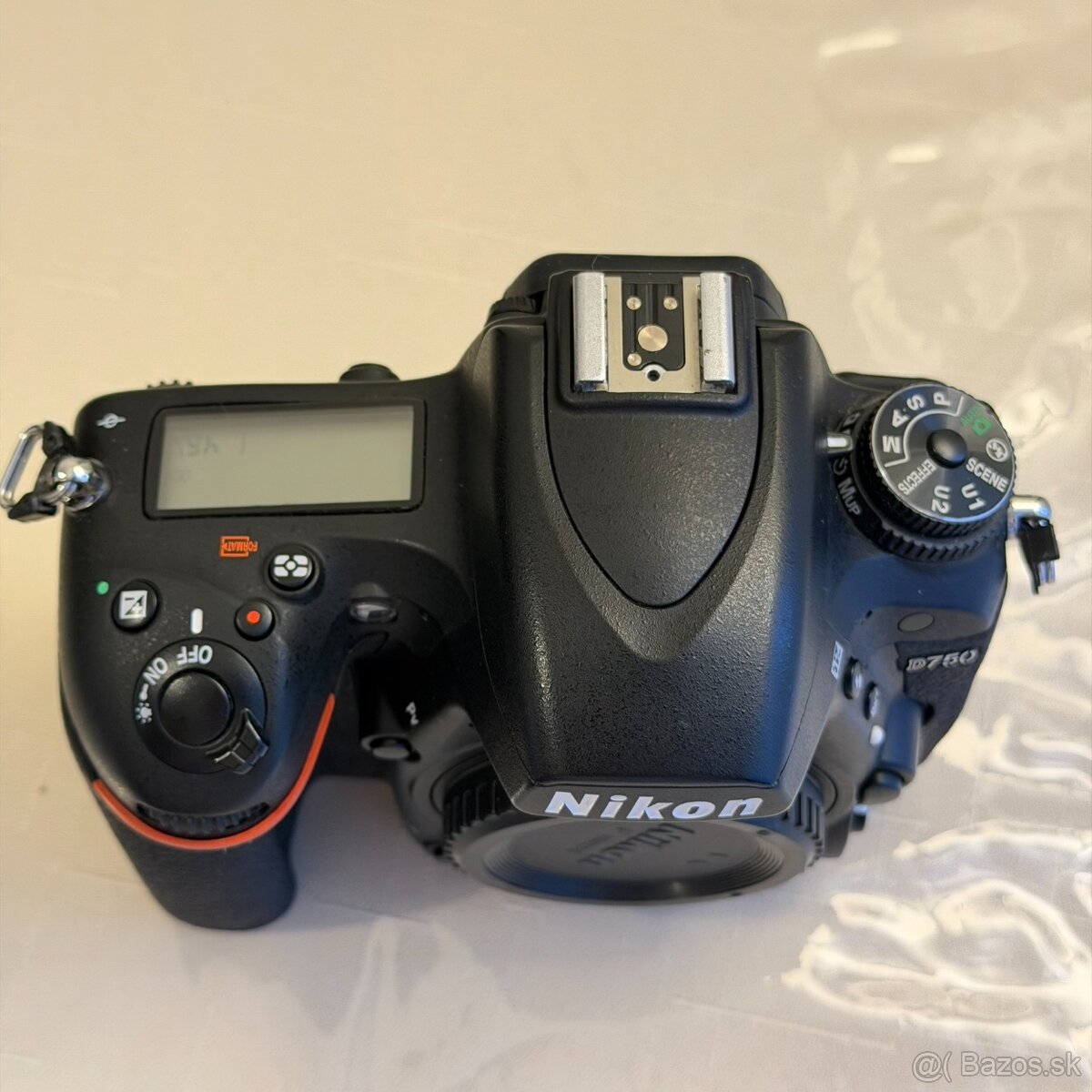 Nikon D750 + příslušenství - 3