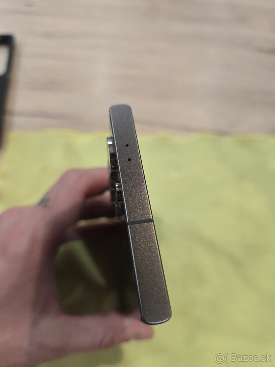 Predám S24 Ultra 12/256GB - 3