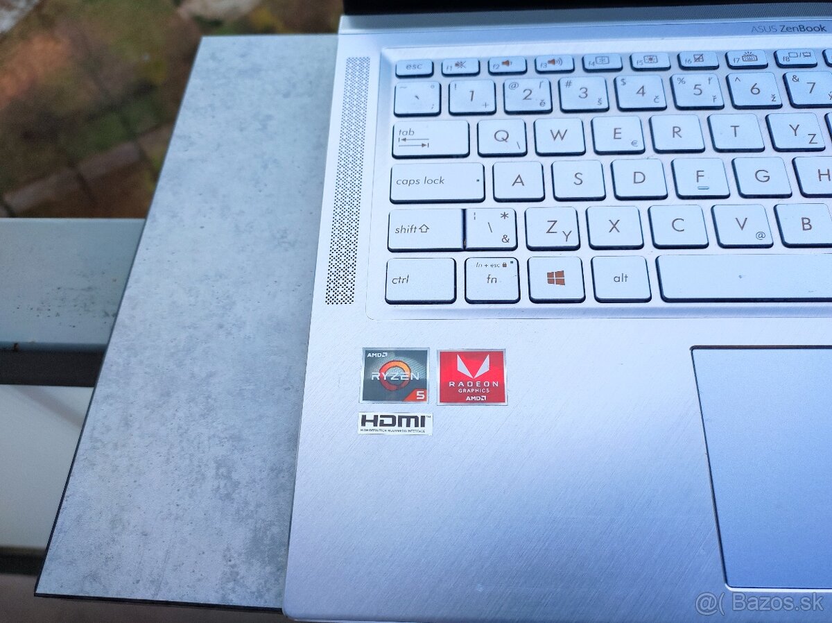 Hliníkový 14" UltraBook Asus ZenBook RM431D - 3