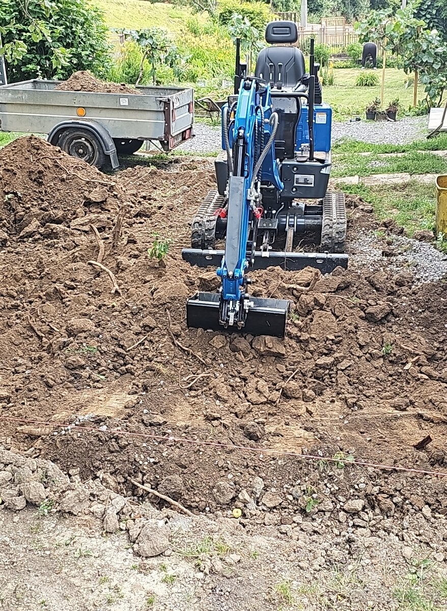 Prenajom Minibager Worker Profi R12 - 3