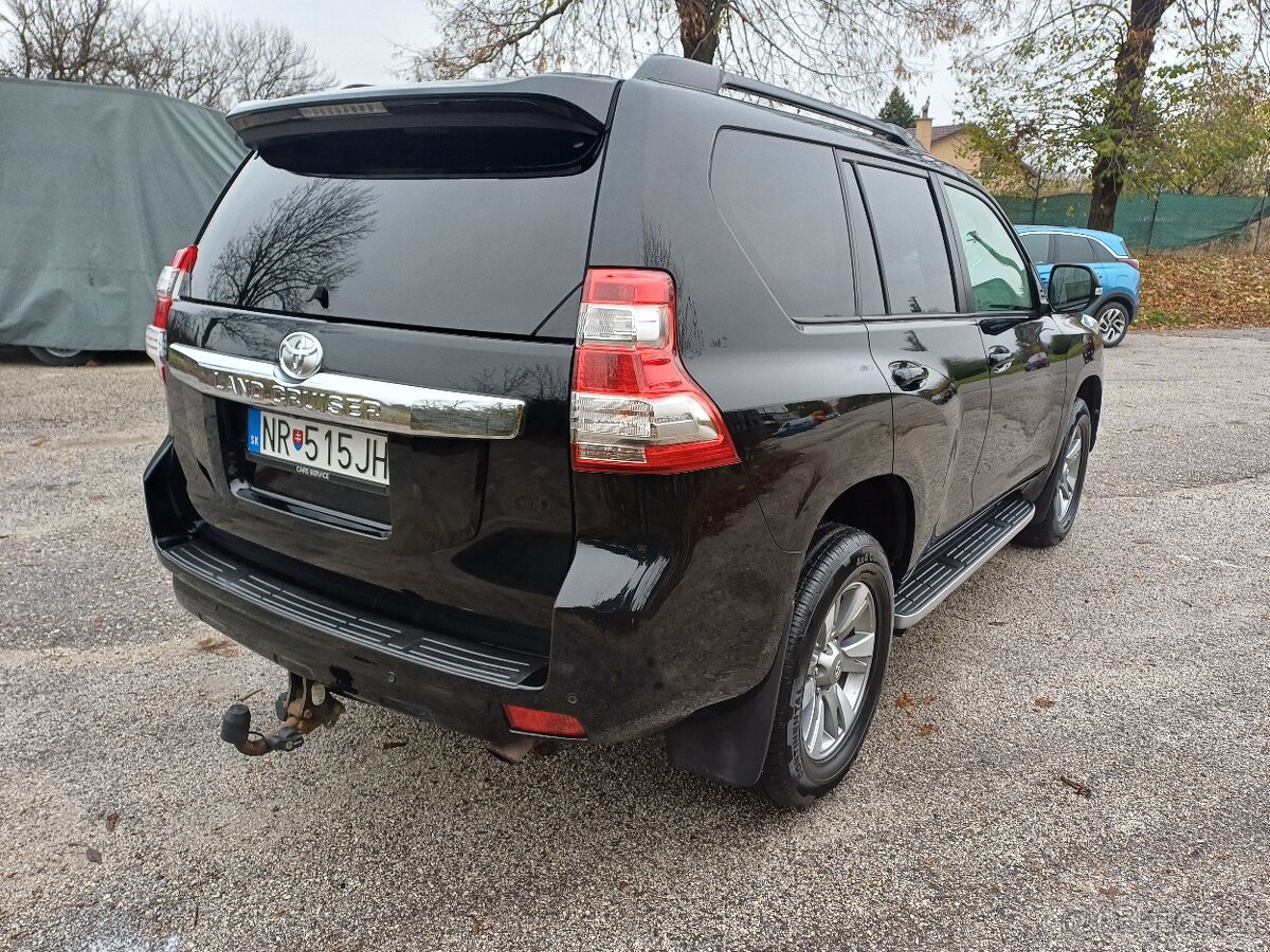 toyota land cruiser benzin