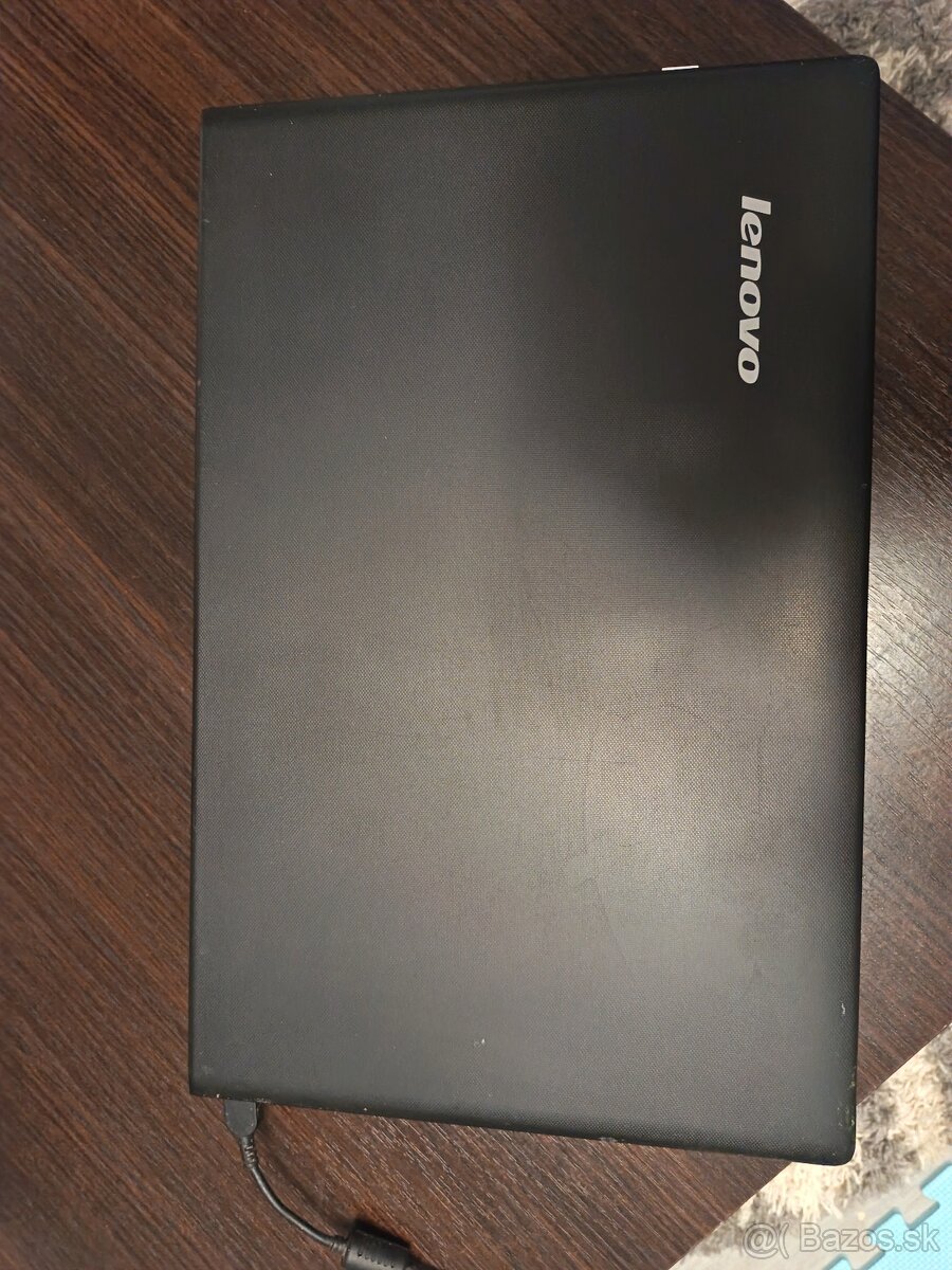 Lenovo IdeaPad G700 - 3