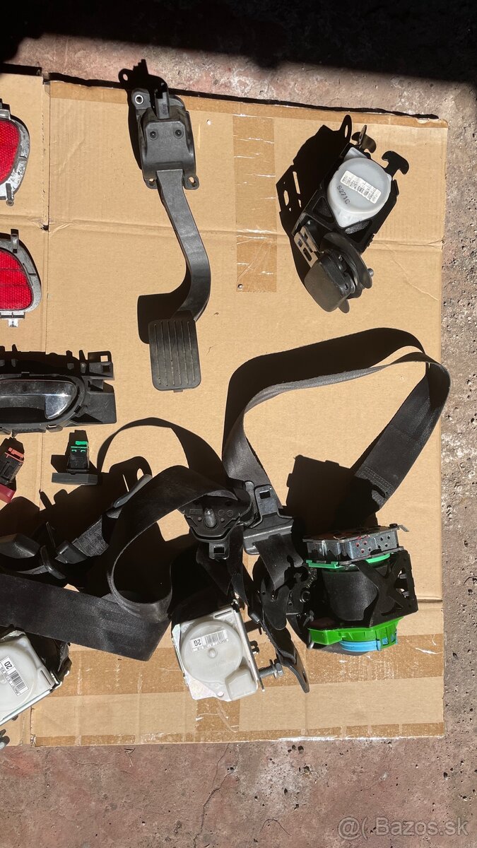 C4 Grand picasso 1,6 HDI náhradné diely - 3