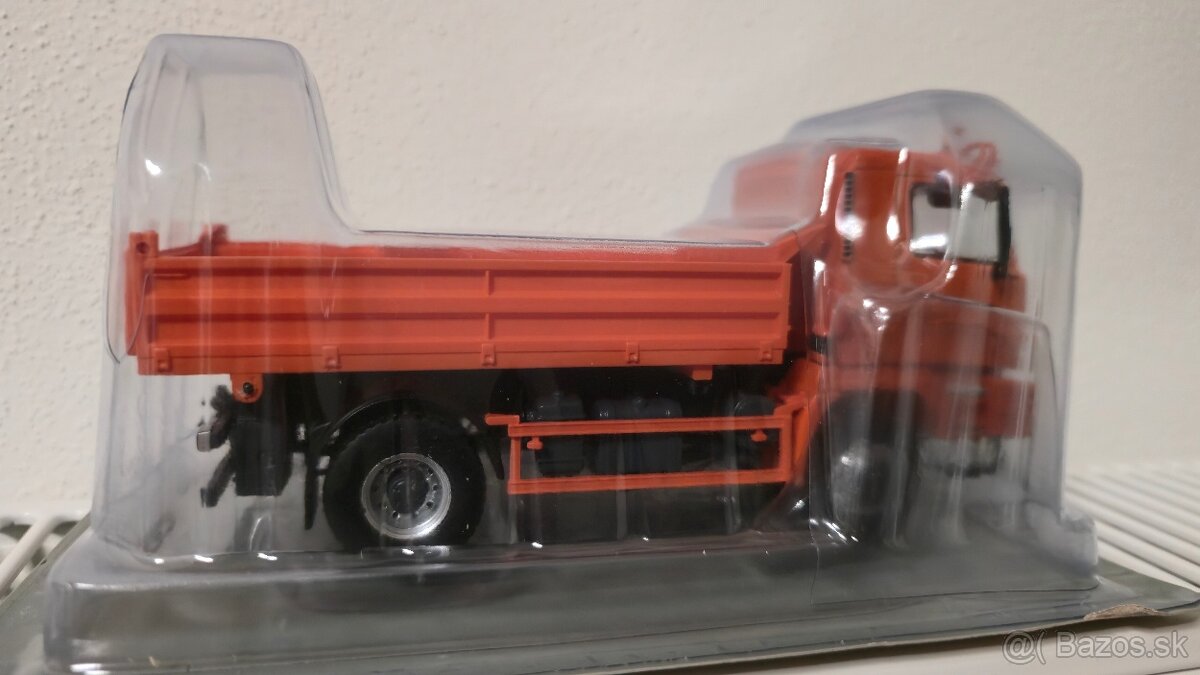 Deagostini Škoda 400 FOX - 3