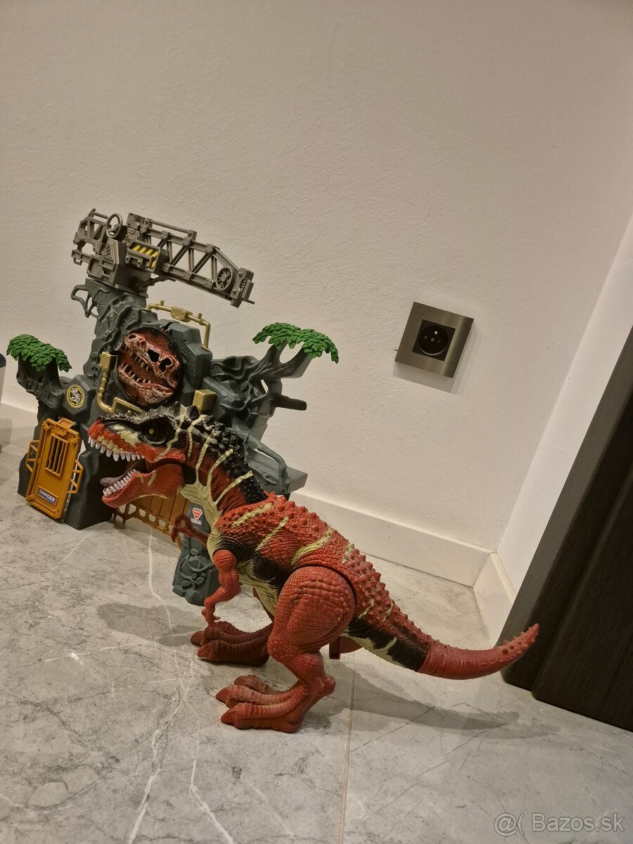 Rôzne hračky po deťoch - 3