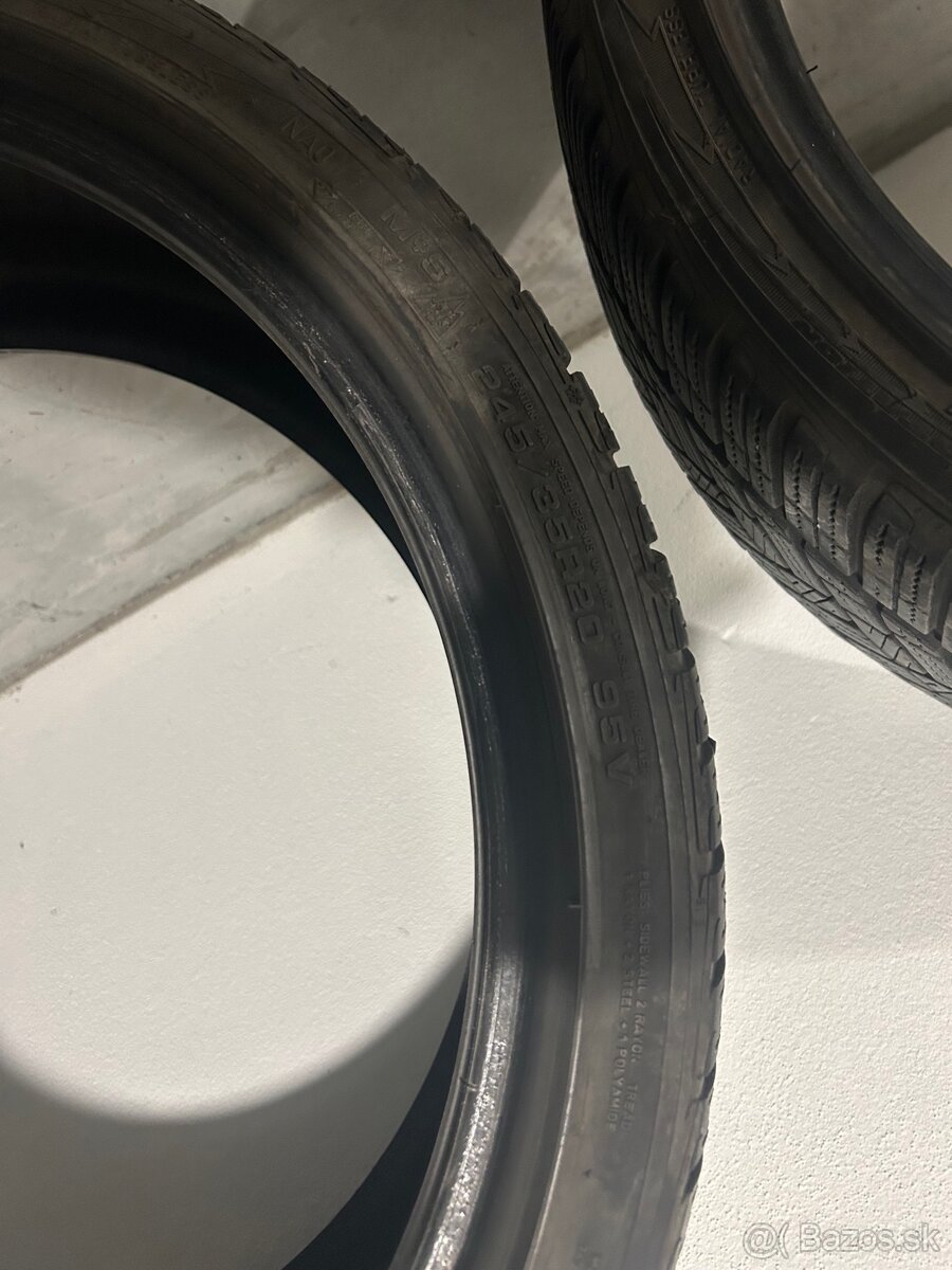 GoodYear UltraGrip + 245/30 R20 95W - 3