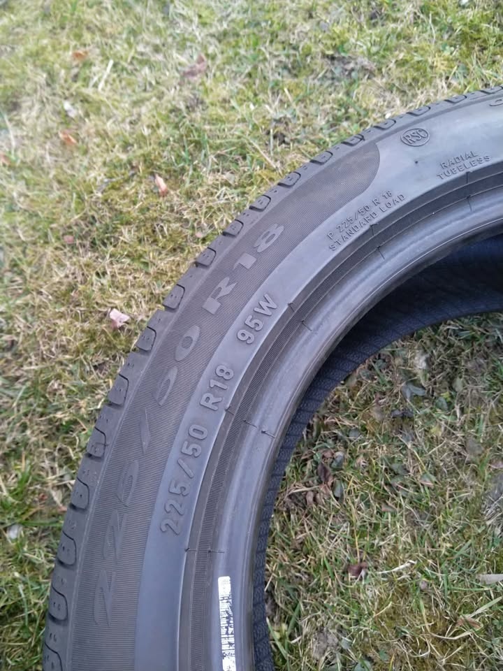 225/50 R18 letné. - 3